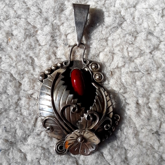 Mexico Jewelry - .950 Sterling Silver Pendant